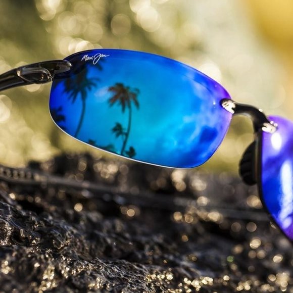 Maui Jim HO'OKIPA - Translucent Smoke Grey Frame w/ Blue Hawaii Lens - Picture 4 of 12